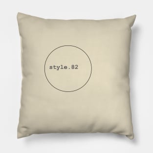 Style 82 | minimalist Pillow