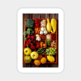 Fruits and vegetables in compartments Magnet