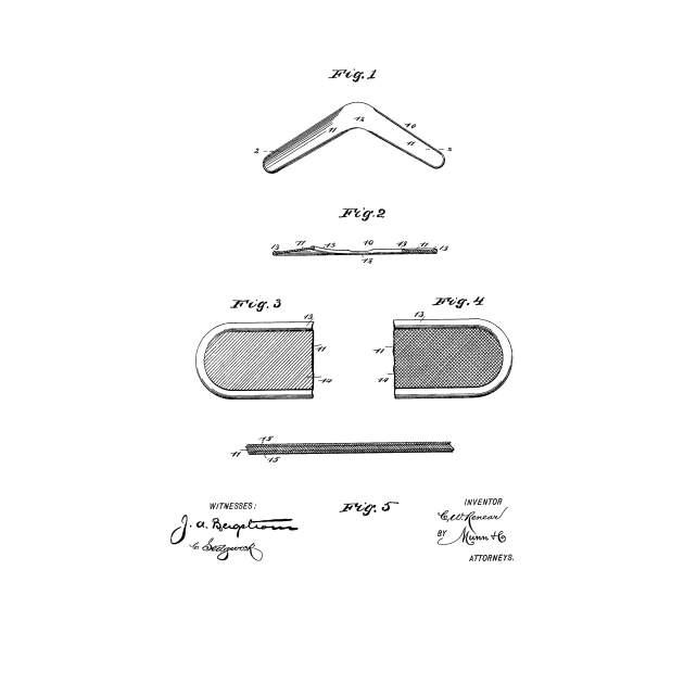 Disover Boomerang Vintage Patent Hand Drawing - Boomerang - T-Shirt