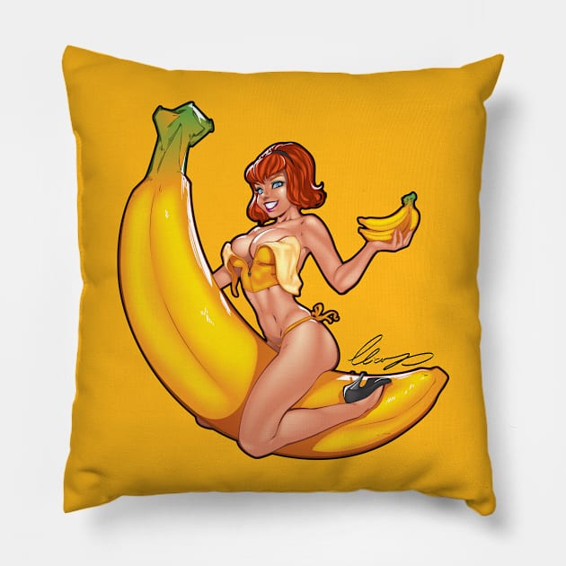 I love Bananas Pillow by Eliaschatzoudis