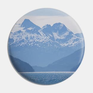 USA. Alaska. Ocean. Mountains. Silhouettes. Pin