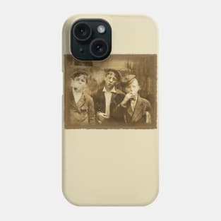 Smoking Newsies 1910 - Boys smoking St. Louis, Missouri Phone Case