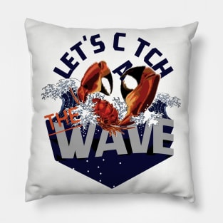 Crab in the waves Pillow