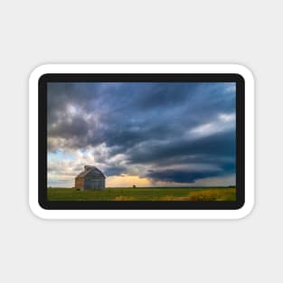 Beautiful Old Barn Pictures - Storm Approaching Magnet