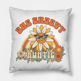 One groovy auntie Retro gift for aunties Vintage floral pattern Pillow