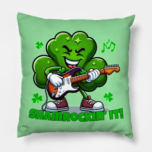 Shamrockin' it Pillow