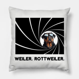 Weiler. Rottweiler. Pillow