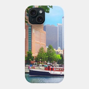 Chicago IL - Chicago River Near Centennial Fountain Phone Case