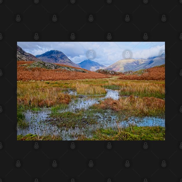 English Lake District Fells and Mountains near Wastwater by MartynUK