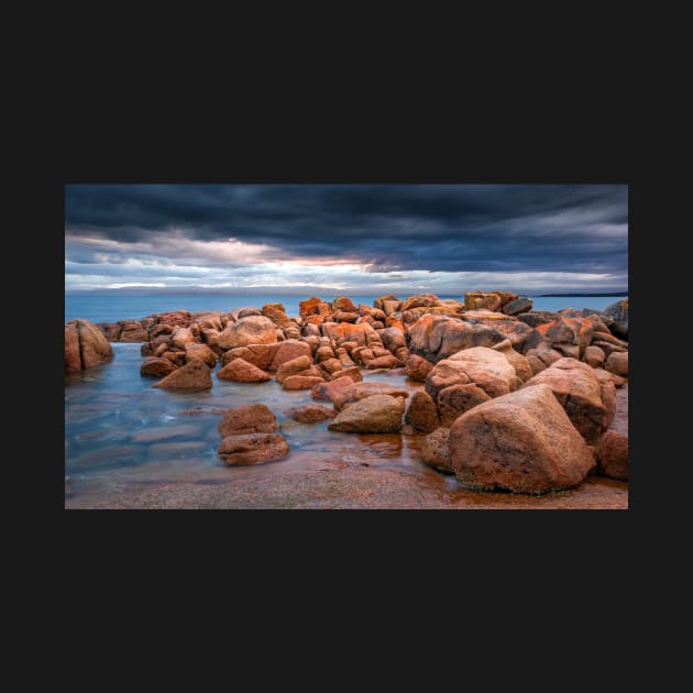 Rocks, Richardsons Beach by johno60