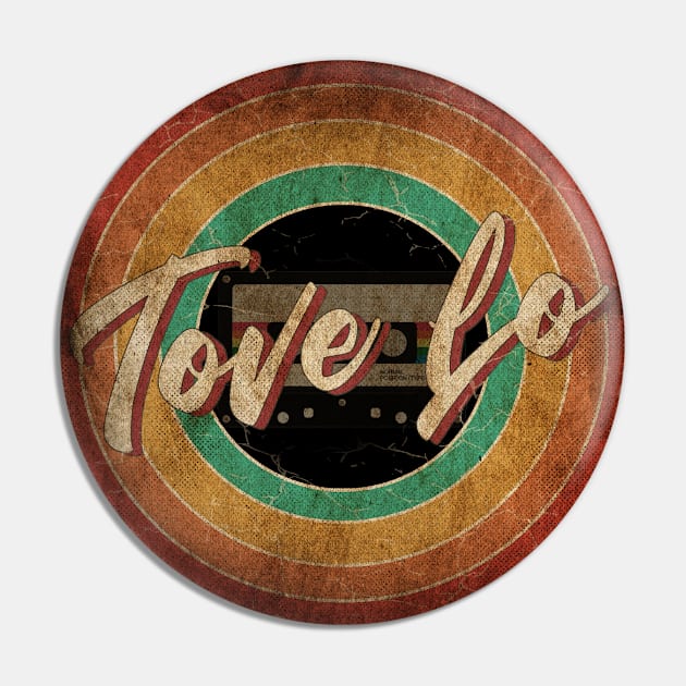 Tove Lo Vintage Circle Art Pin by antongg