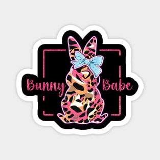 abstract pink bunny babe Magnet