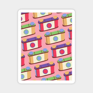 Retro Pinhole Camera Pattern - Spring Seasonal Color Palette Magnet