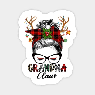 Grandma Claus Reindeer Messy Bun Wink Eye Christmas Family Matching Magnet