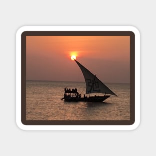 sunset relax 弛 chi sign sailboat seascape sailing Magnet