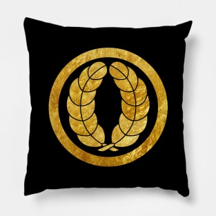 Nakagawa Mon Japanese samurai clan in faux gold Pillow