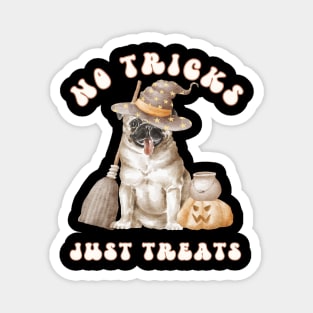 Funny Pug Halloween Fall Design with Witch Hat and Pumpkin for Dog Lovers and Pug Moms Magnet