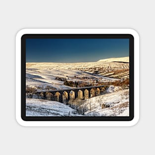 Dent Head Viaduct Magnet