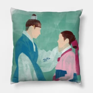 The red sleeve FANART 04 Pillow