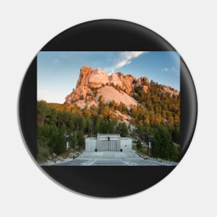 Mount Rushmore National Memorial - Black Hills, South Dakota Pin