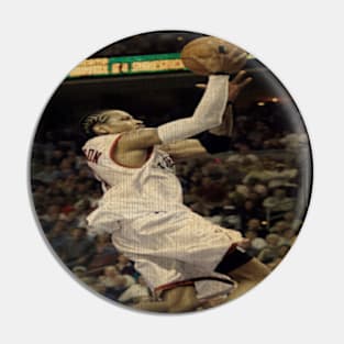 Dunk Allen Iverson Sixers Vintage Pin