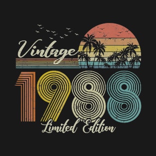 Vintage 1988 Limited Edition Men Women 32 Birthday T-Shirt