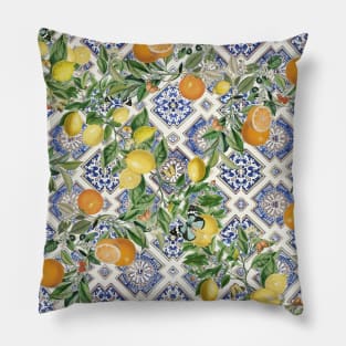 Sicilian Mediterranean tiles and citrus fruit, oranges, lemons Pillow