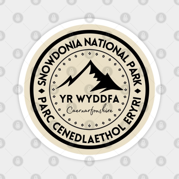 Yr Wyddfa, Snowdonia National Park Magnet by Teessential