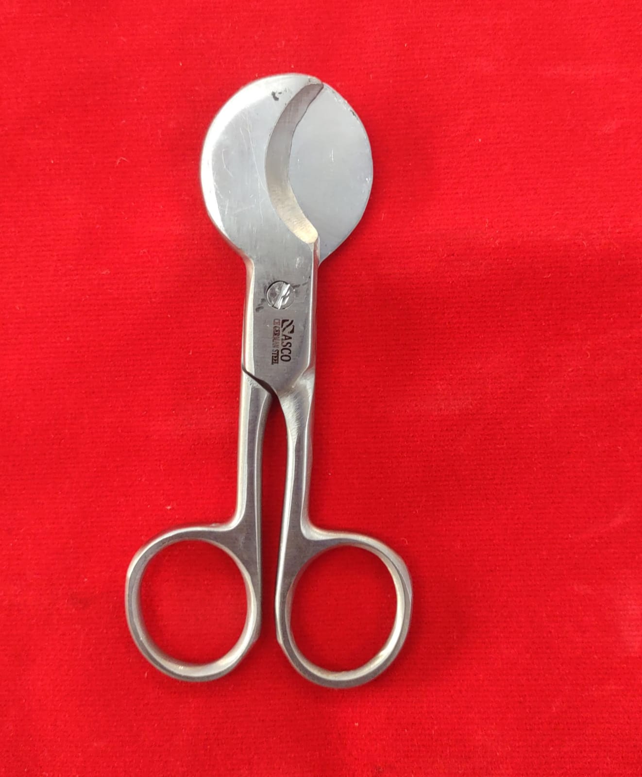 CORD CUTTING SCISSOR