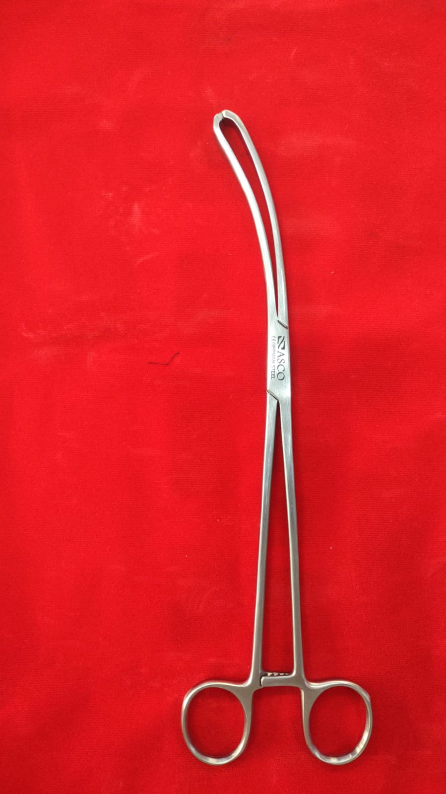 Vulsellum Forceps 