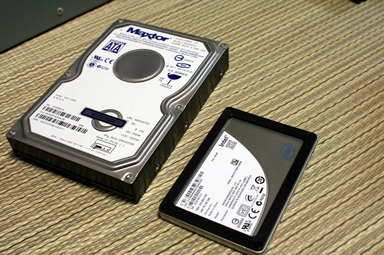 Perbedaan HDD dan SSD