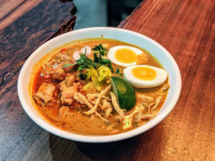 Khao Soi, Mi Noodle Bar Khao Soi, Mi Noodle Bar