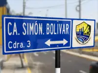 Señal informativa con lamina tipo IV 3M e Impresión HP Latex 365 instalada en calle