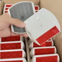 Tachas reflectivas bidirecionales 3M 290