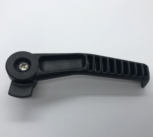 Latch Dog Assy, right GP 911-02 for 900 serien