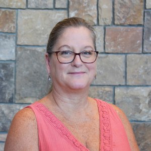 Lisa Wood 