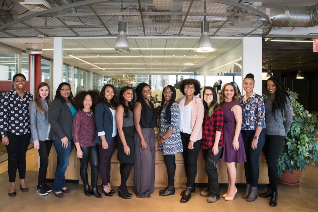 El programa AWE apoya a más de 700 emprendedoras mexicanas, descubre los beneficios