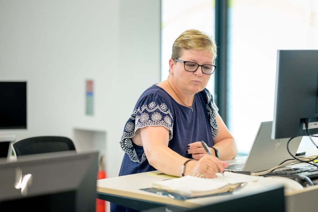¿Necesitas trabajar?, aquí te ofrecen chamba, sigue leyendo