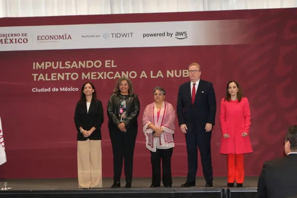 ¡Aprovecha!, no te quedes sin participar en el programa gratuito "Impulsando el talento mexicano a la nube"