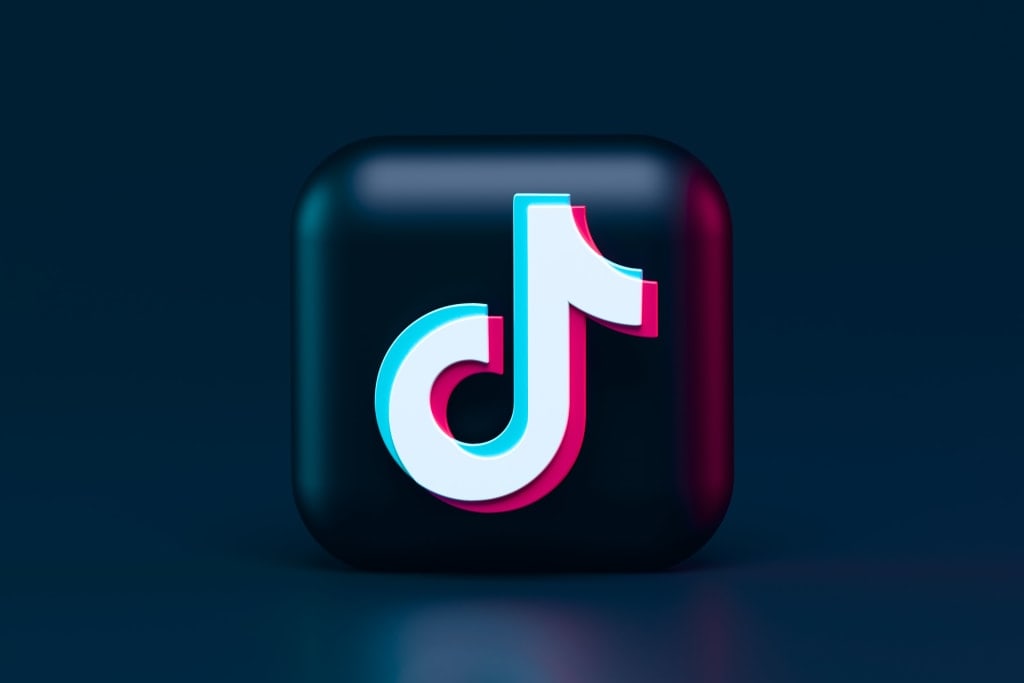 Ponte creativo con Tik Tok y promueve tus productos y servicios