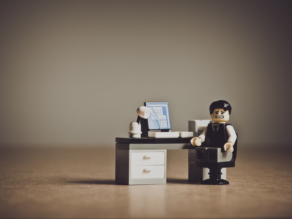 Cómo tener trabajo y ganar dinero. Aquí te lo decimos