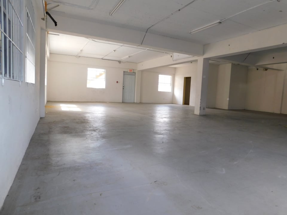 Warehouse space on the ground floor