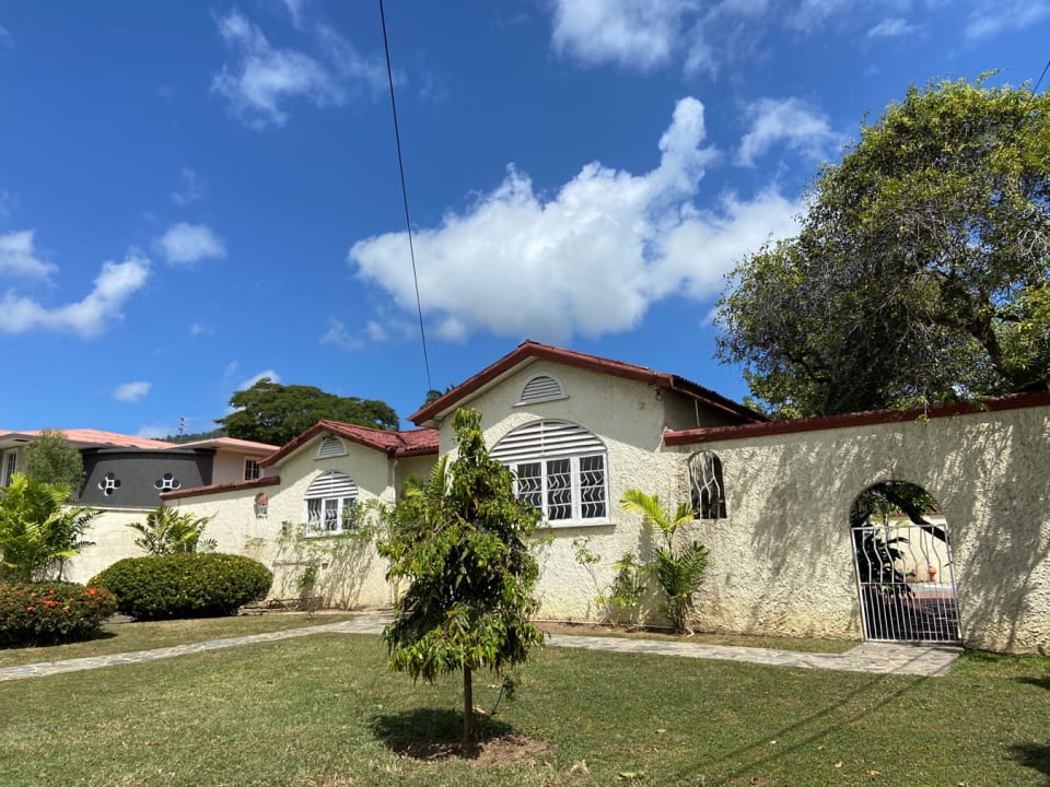 Ellerslie Park • House • Trinidad Real Estate & Property For Sale and For Rent Terra Caribbean Ellerslie Park • House • Trinidad Real Estate & Property For Sale and For Rent Terra Caribbean