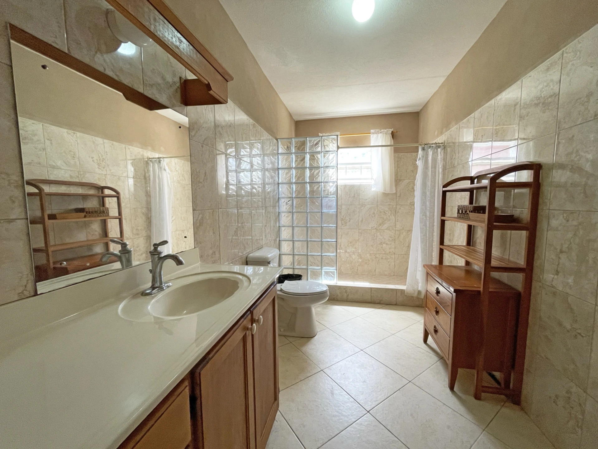 Shared Hallway Bathroom