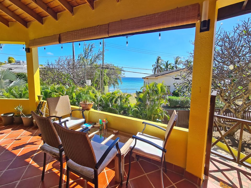 Patio with window to the sea