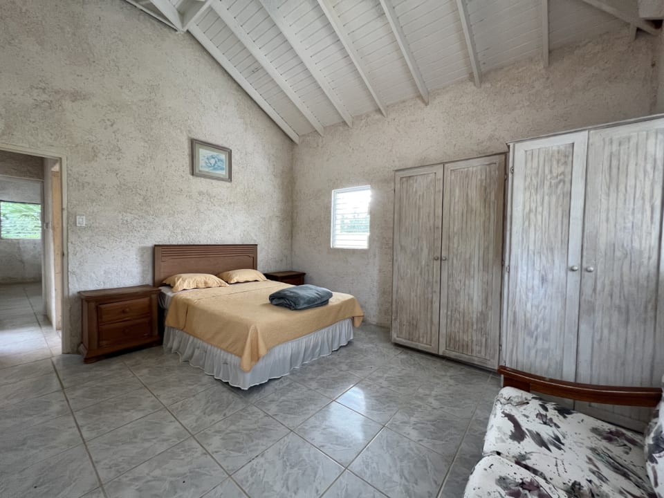 Spacious bedroom