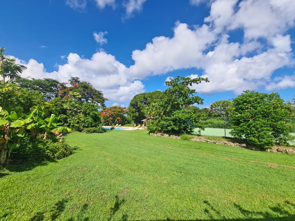 Vast garden