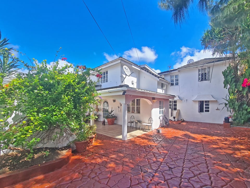 Driveway to home