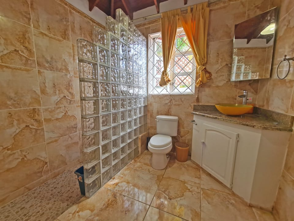 Bathroom 3 en suite