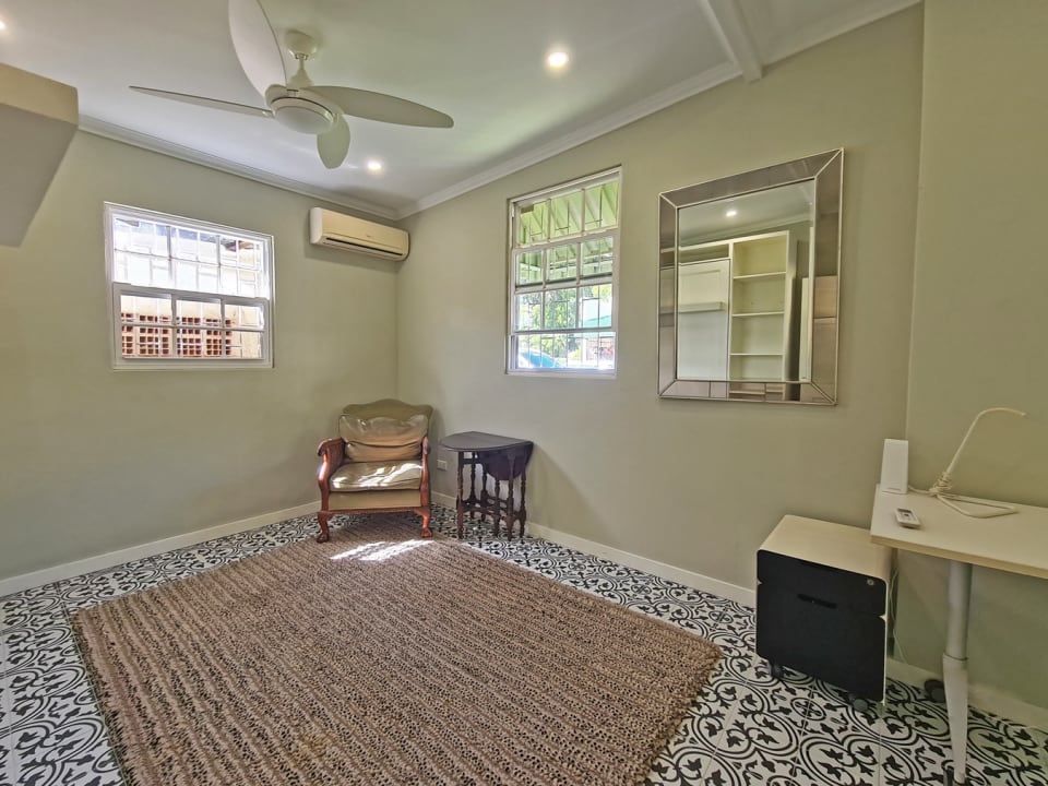Home office or 3rd bedroom